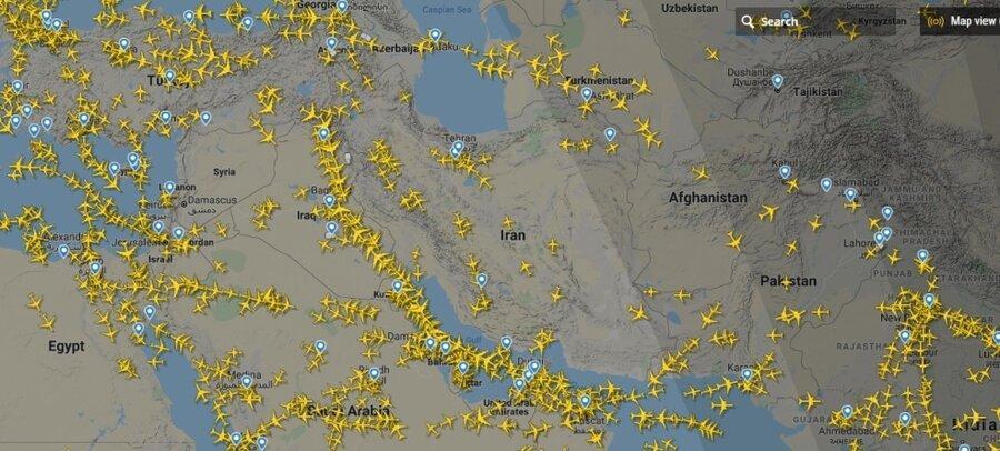 فیلم ، هواپیماهای خارجی آسمان ایران را دور می زنند